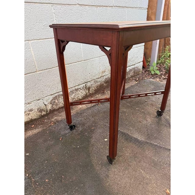 Vintage Georgian Style Chippendale Style Mahogany Tray Top Side Table. For Sale In Washington DC - Image 6 of 8