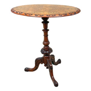 Victorian Burr Walnut Oval Occasional Lamp Table, 19th Century, 1860 For Sale