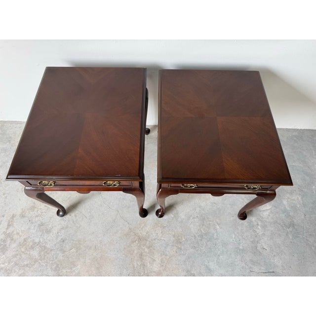 1970s Vintage Drexel Queen Anne Solid Mahogany One-Drawer Nightstands – A Pair For Sale - Image 5 of 12