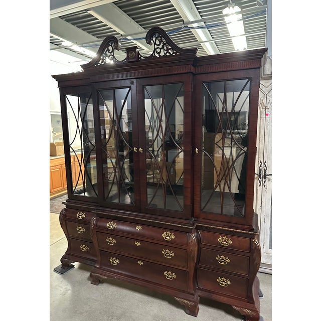 Wood 1990s Century Furniture Federal Style Mahogany Breakfront China Cabinet For Sale - Image 7 of 11