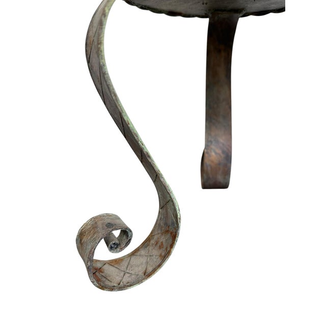 1970s Vintage Mexican Hammered Copper Pineapple Leaf Planter Urn Stand, Palm Beach Style For Sale - Image 5 of 6
