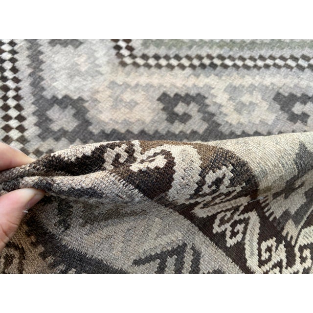 Maimana Kilim Area Rug, Handwoven Wool, 8x15, Ivory & Olive For Sale - Image 11 of 12