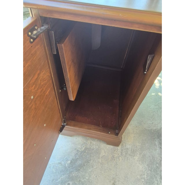 Mid 20th Century Sligh-Lowry Double-Pedestal Writing Desk For Sale - Image 9 of 18