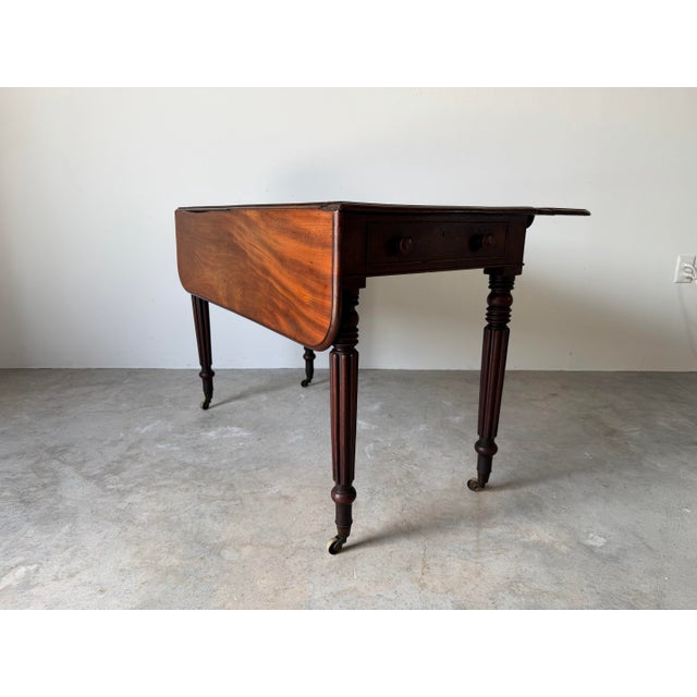 Traditional Antique English Regency Solid Mahogany Pembroke Drop-Leaf Table With Drawer & Original Casters For Sale - Image 3 of 12