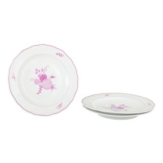 Vintage Porcelain Dinner Plates with Lilac Floral Motif from Meissen, 1930s, Set of 3 For Sale