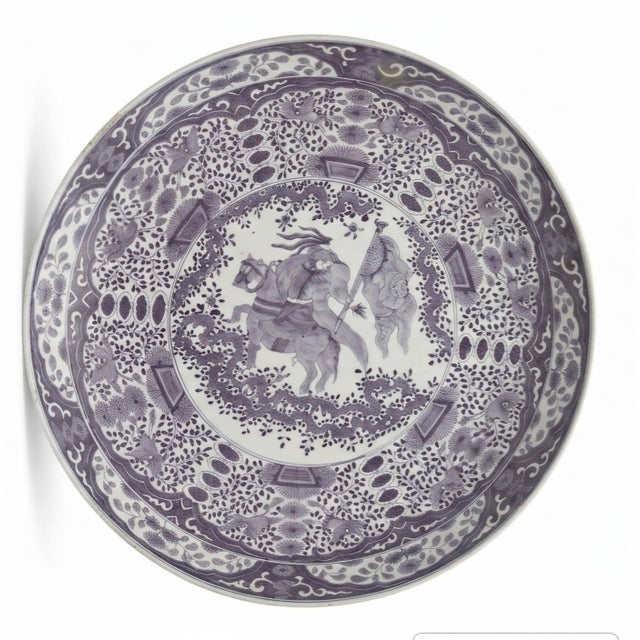 Early 18th Century 34" Diameter Plate/Charger With Warrior in the Center on Horseback Holding a Banner For Sale In Los Angeles - Image 6 of 6