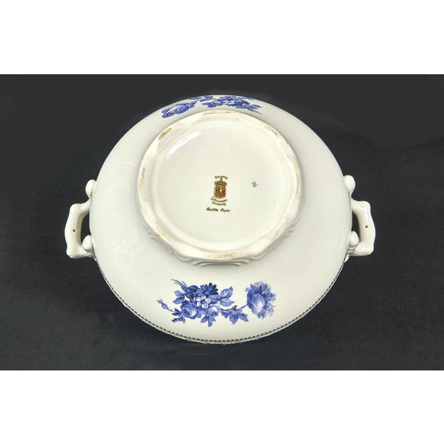 Bavarian Porcelain Dinnerware Set from Carl Schumann, 1940s, Set of 54 For Sale - Image 6 of 18