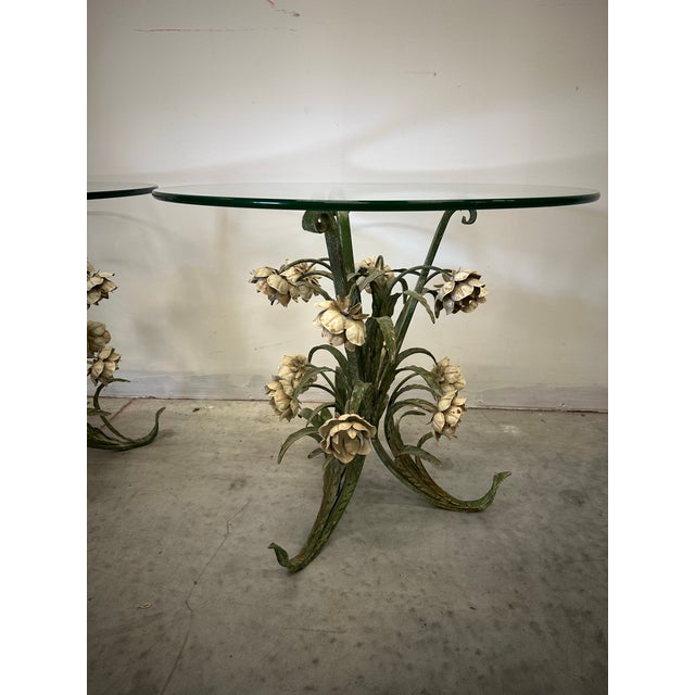 1950s Pair of Vintage Hollywood Regency Italian Tole Side Tables For Sale - Image 4 of 8