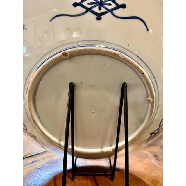 Large Imari Charger, Meiji Period II For Sale - Image 9 of 10