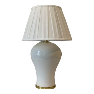 Ralph Lauren Creamy White Crackle and Brass Ginger Jar Lamp With Pleated Shade For Sale