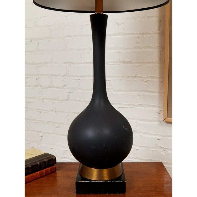 Ceramic 1960s Mid Century Modern American Black Ceramic Lamp With Brass and Wood Base For Sale - Image 7 of 9