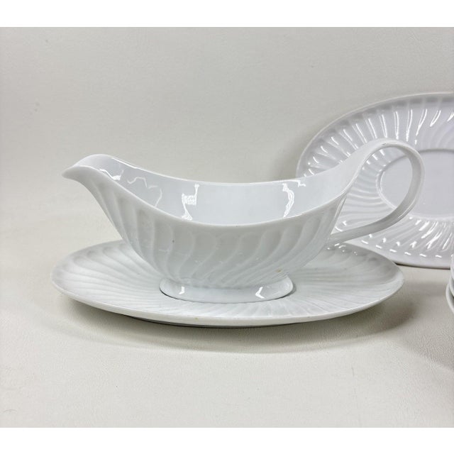 Vintage Vista Alegre Portugal "Sagres" White Swirl Gravy Boat & Saucer Set - 8 Pieces Elevate your tabletop with this...