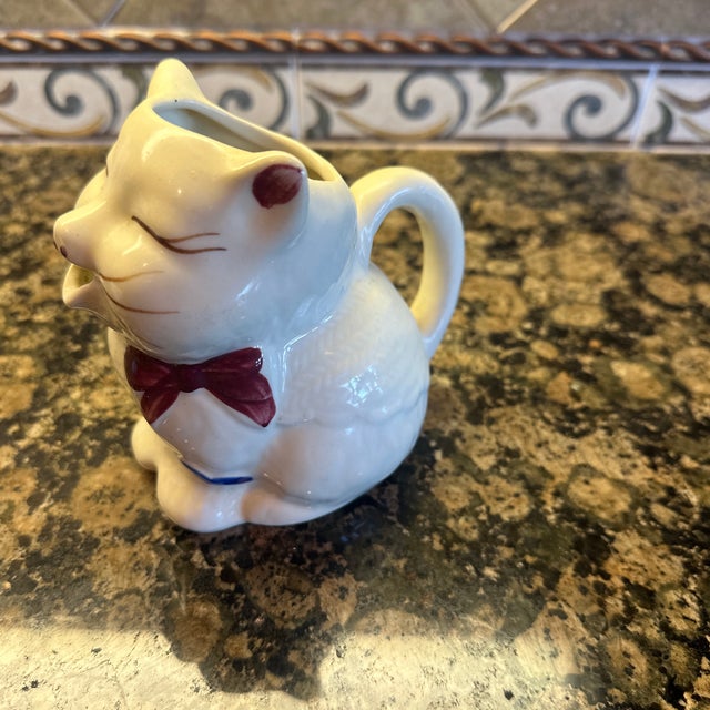 Shawnee Pottery Puss n Boots