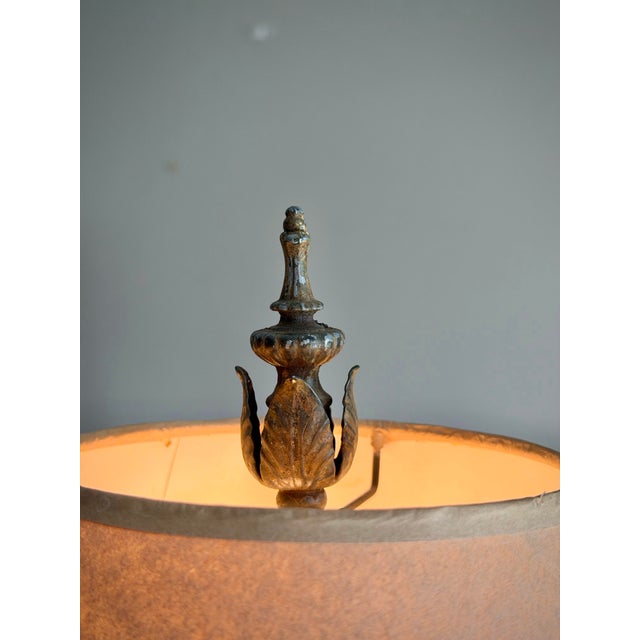 Vintage 1960s–70s Hollywood Regency Cast Metal & Glass Tray Table Floor Lamp — Neoclassical Rococo Side Table Lamp For Sale In Los Angeles - Image 6 of 11