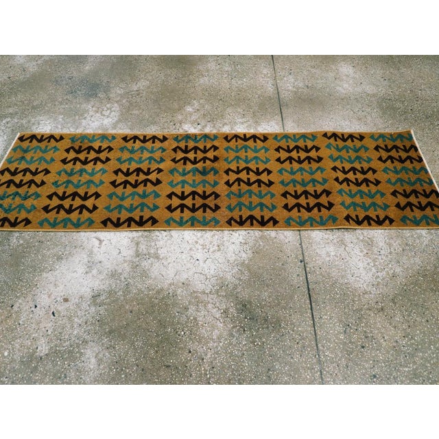 Galerie Shabab Collection Mid-20th Century Turkish Anatolian Art Deco Runner For Sale - Image 4 of 8