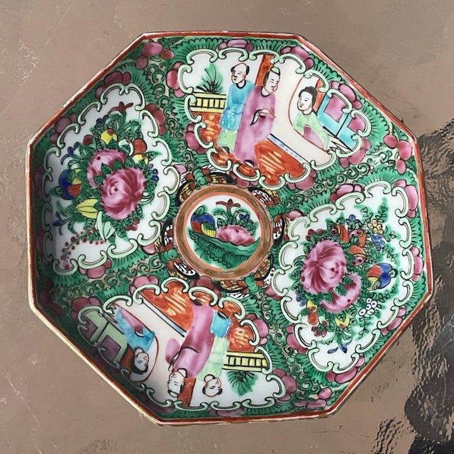 Asian Style 1920s Famille Rose Medallion Octagonal Cups and Saucers Set- 4 Pieces For Sale - Image 4 of 6