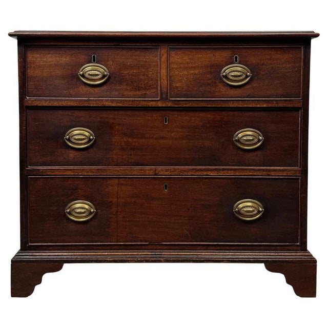 Antique English Georgian Chest of Drawers, 1700s For Sale - Image 12 of 12