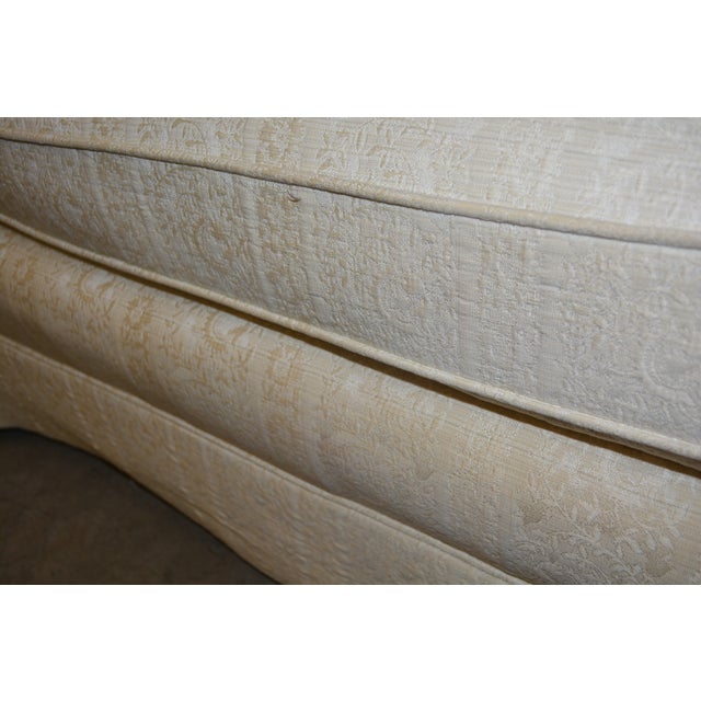 Vintage Henredon Schoonbeck Curved Back Cream Embossed Tufted Settee / Sofa For Sale - Image 11 of 15