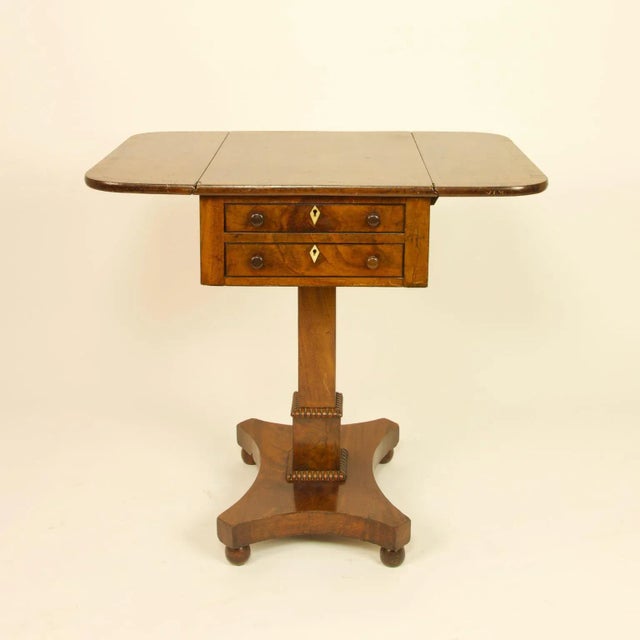 Small English Regency Pembroke Table, 1840s For Sale - Image 10 of 15