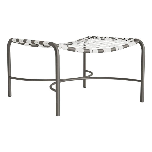 Brown Jordan Kantan Aluminum Suncloth Ottoman, Mica frame with White fabric For Sale