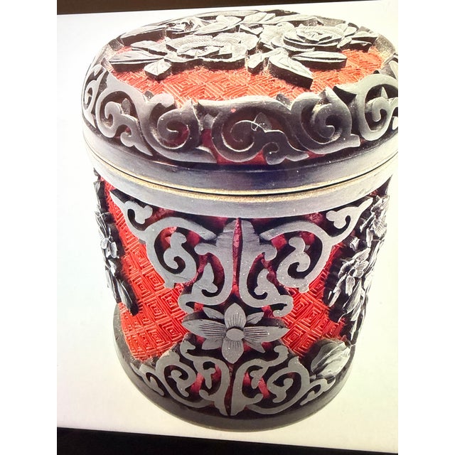 Red Antique Chinese Carved Cinnabar Lacquer Trinket Jewelry Floral Black and Red 4” For Sale - Image 8 of 12