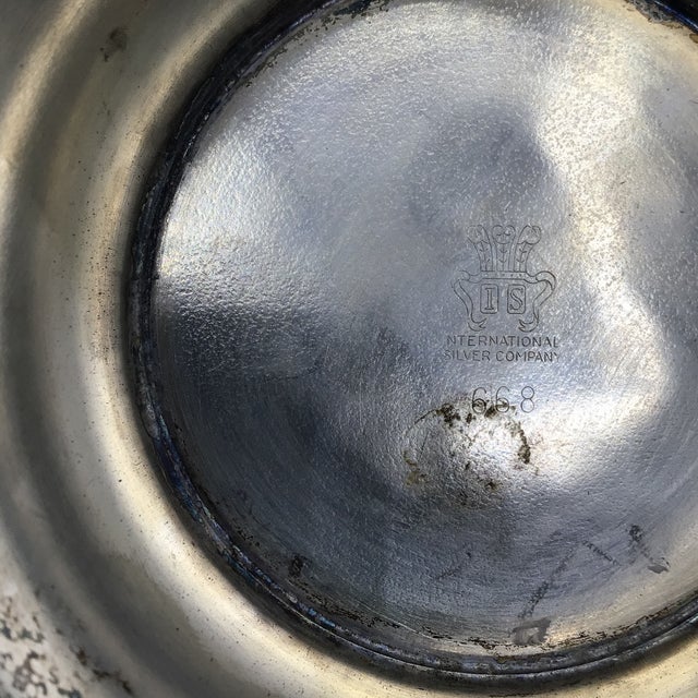 Vintage 1930s International Silver Company Silver-Plated Cocktail Shaker For Sale - Image 11 of 12