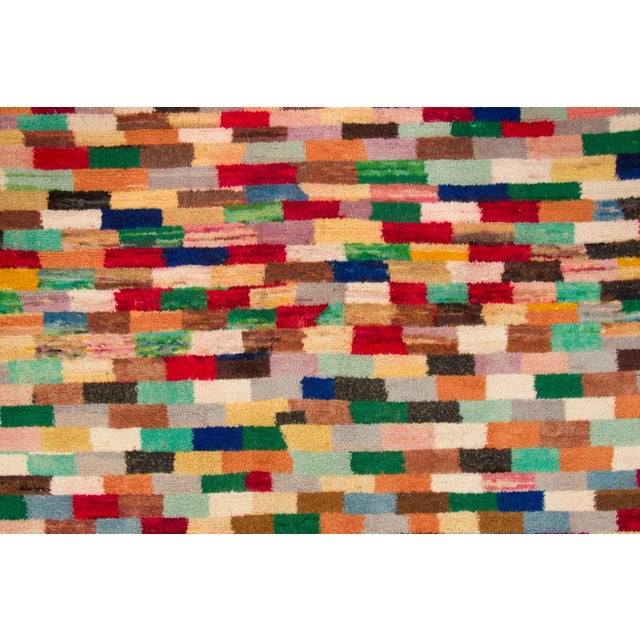 Rug & Kilim Vintage Turkish Pixelated Wool Runner by Rug & Kilim, Turkey, 1950–1959 For Sale - Image 4 of 9