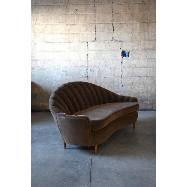 Italian Mid Century Modern Shell Sofa For Sale - Image 4 of 8