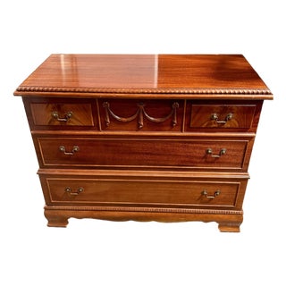 Mid 20th Century Roos Sweetheart Cedar Chest For Sale