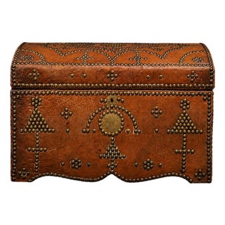 19th Century English Leather Storage Box For Sale