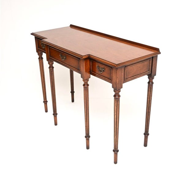 Vintage Georgian Console Table, 1950 For Sale - Image 3 of 10