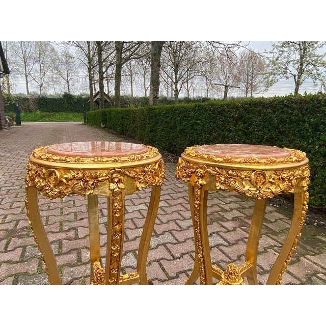 1980s French Louis XVI Gold Beech Pink Marble Side Tables - Pair For Sale - Image 4 of 9