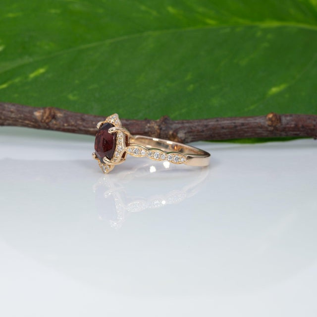 2.2Ct Red Spinel Ring With Earth-Mined Diamond Accents: Solid 14k Gold, Size 6.75 For Sale In Columbus - Image 6 of 9