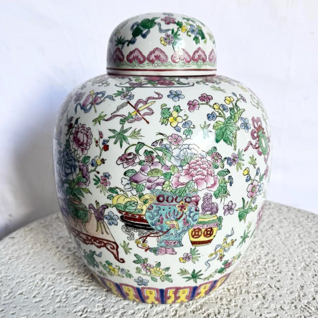 Chinese Hand Painted Porcelain Ginger Jar For Sale In Miami - Image 6 of 7