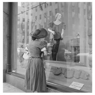 'Saks Fifth Avenue' Unframed Archival Pigment Print For Sale