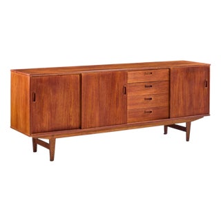 Arne Vodder Style Mid Century Danish Teak Sliding Door Credenza For Sale