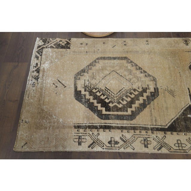 1970s 1970s Turkish Oushak Handmade Wool Cotton Beige Runner Rug For Sale - Image 5 of 6