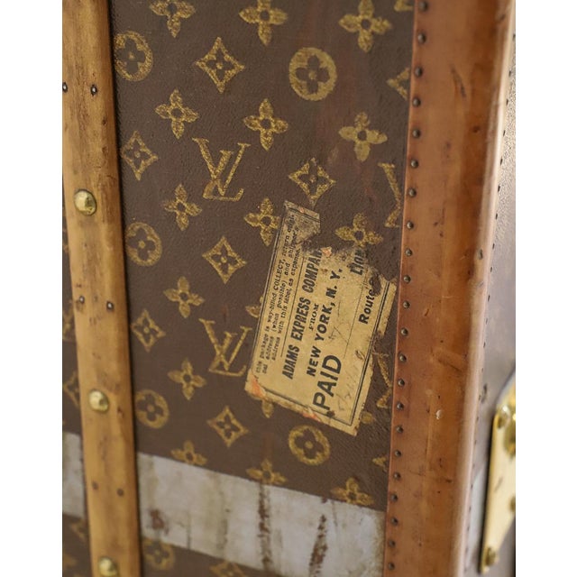 Metal Wardrobe Trunk from Louis Vuitton, 1927 For Sale - Image 7 of 18