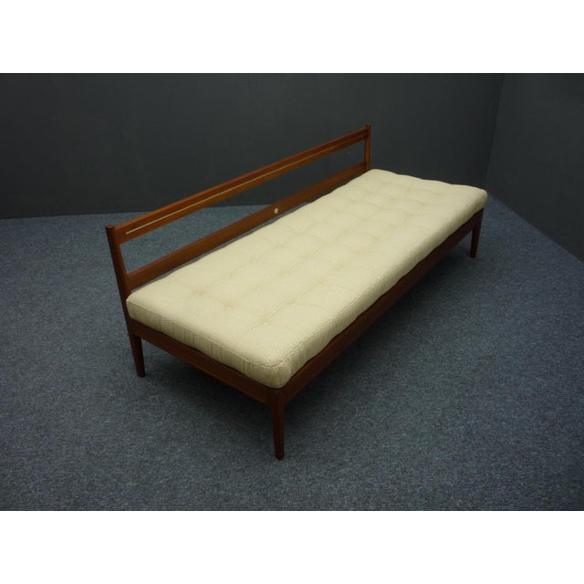 Teak Diplomat Sofa by Finn Juhl for France & Son, 1960s For Sale - Image 12 of 15