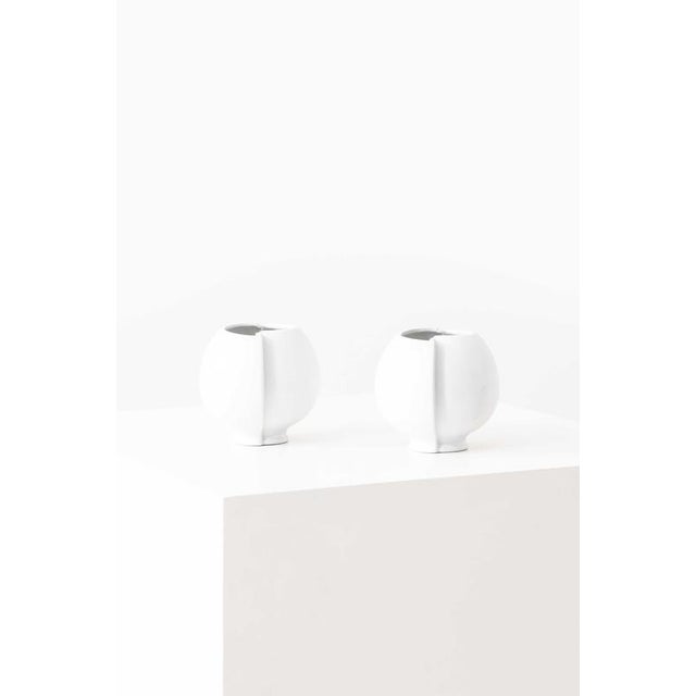 Scandinavian Modern Surrea Vases in Stoneware attributed to Wilhelm Kåge, 1950s, Set of 2 For Sale - Image 3 of 5