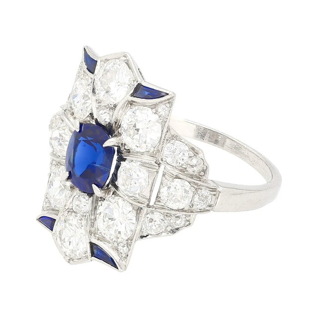 1930s Vintage Art Deco Agl Cert. No Heat Blue Sapphire & Old Cut Diamond Platinum Ring Size 8 For Sale - Image 5 of 8