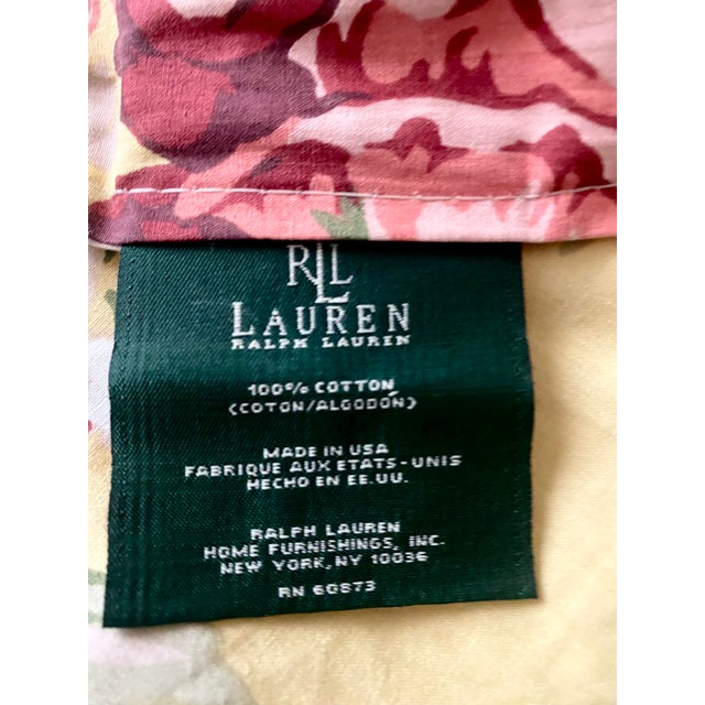 Ralph Lauren Vintage Reversible Queen Size Sophie Brooke Comforter. The same fabric is on both sides of the comforter. A...