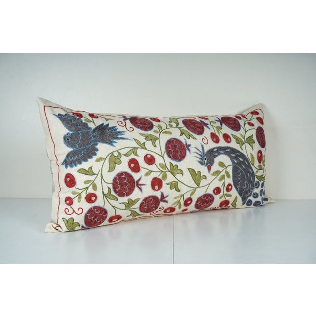 Uzbek Suzani Pillow Cover Elevate your home decor with our Turkish Suzani Pillow Cover, featuring exquisite vintage Uzbek...