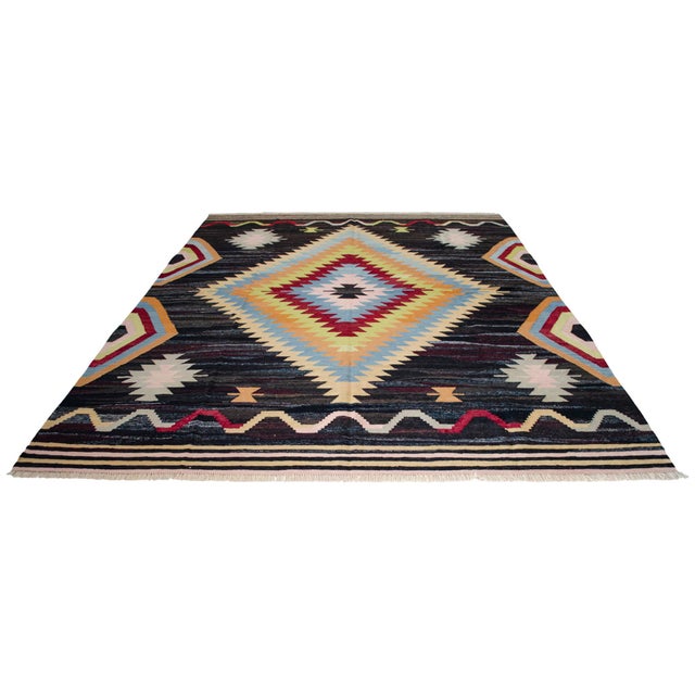 1990s Vintage Turkish Rug Hand Made Flat Weave Area Rug Kilim - 8′8″ X 11′5″ For Sale - Image 4 of 18