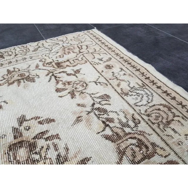 Vintage Oushak Traditional Handmade Area Rug- 3′10″ × 6′7″ For Sale - Image 6 of 11