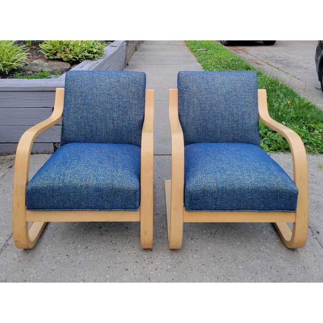 1980s 1987 Model 402 Lounge Chairs by Alvar Aalto for Artek For Sale - Image 5 of 17
