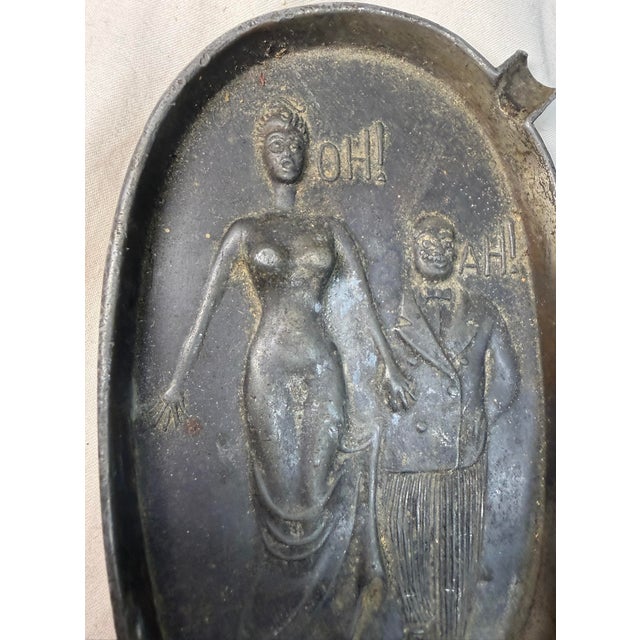 1920s Vintage Naughty Risque Speakeasy Double Sided Figural Metal Ashtray For Sale - Image 5 of 10
