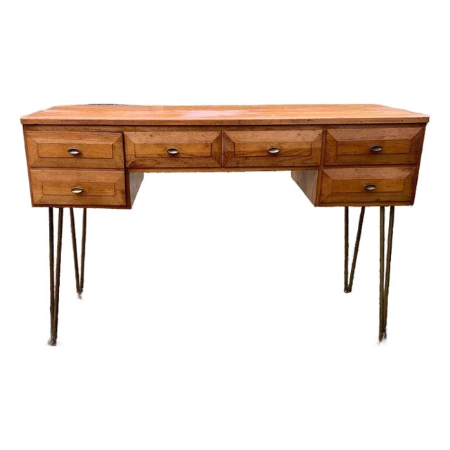 Mid-Century Modern Floating Desk by Aristo-Bilt Furniture. For Sale