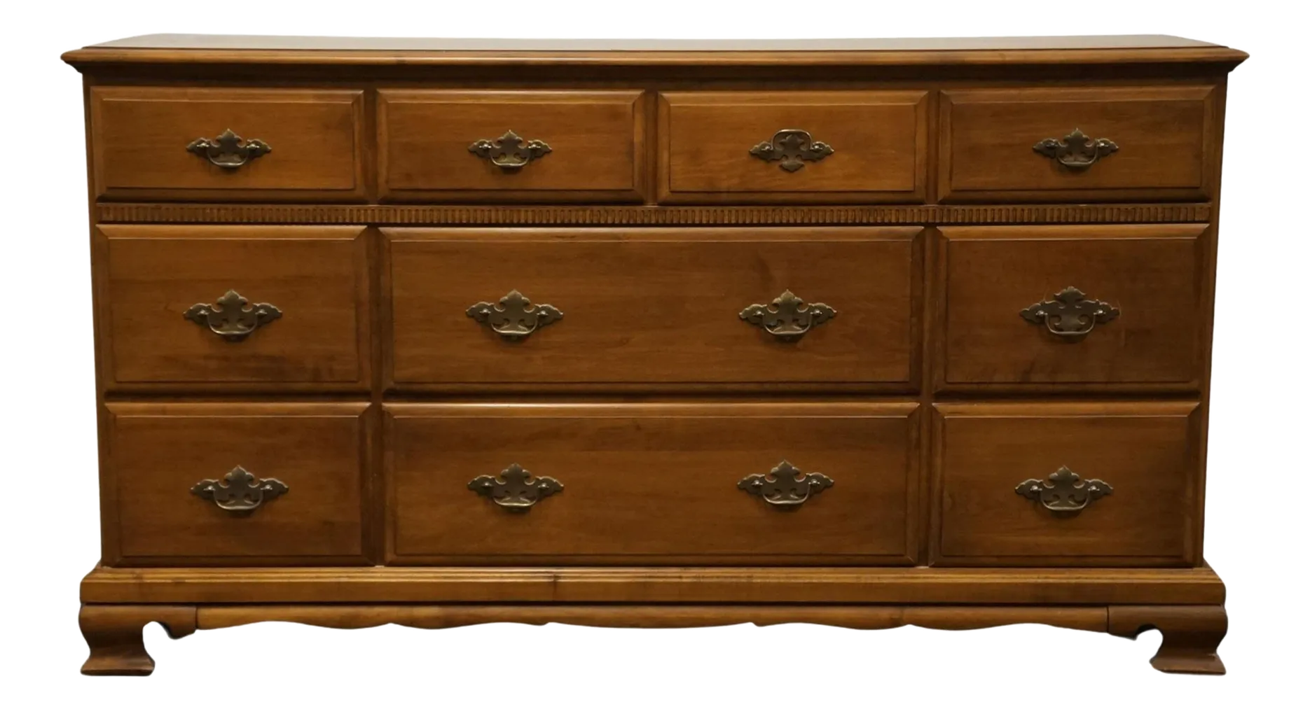 Sprague & Carleton Solid Hard Rock Maple Colonial Early American 59" Triple Dresser 552-8