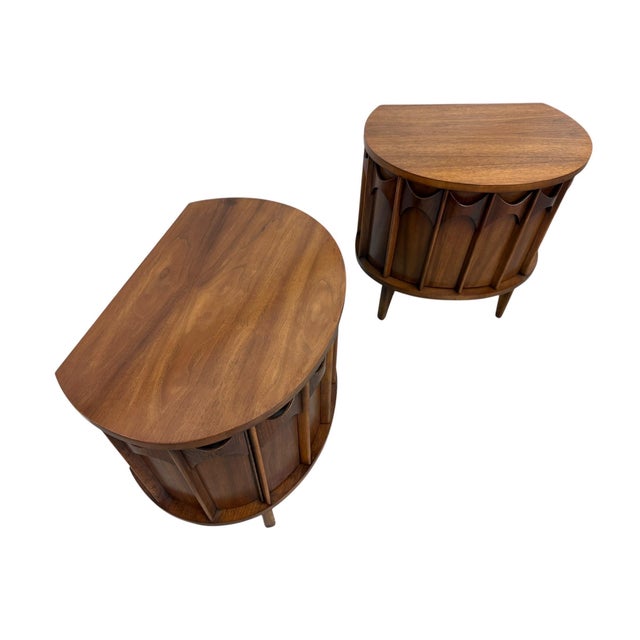 Kent Coffey Mid-Century Modern Kent Coffey Perspecta Commode Walnut Nightstands - Set of 2 For Sale - Image 4 of 10